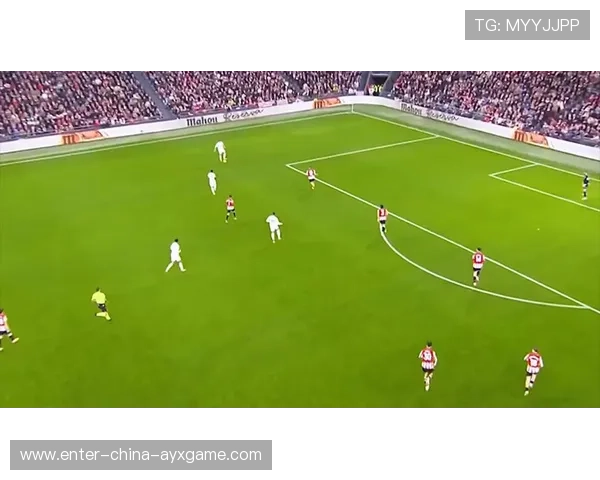 姆巴佩门前抢点再破门，巴黎球迷狂欢