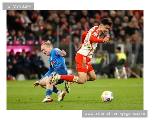 德甲拜仁高位拼抢,球权屡屡夺回转攻为守,展现战术之精妙