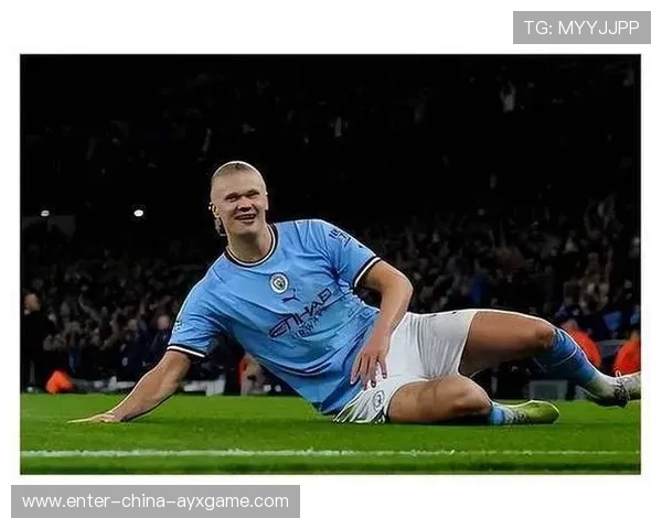 曼城前场轮转严密